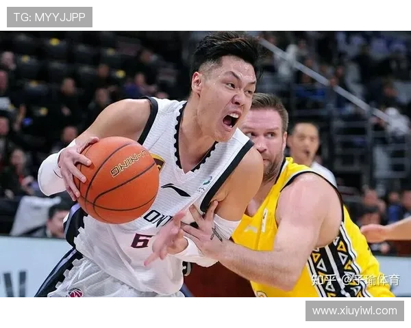 《明星教练助力新星崛起》中的年轻球员持续提升，受到体育界的广泛关注与期待。