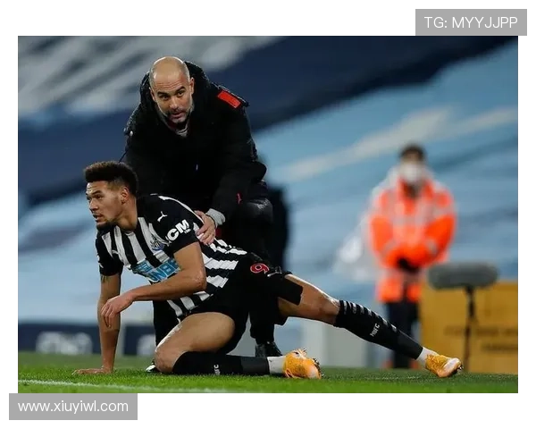 库杜斯对阵利物浦与曼城的强强对话表现解析